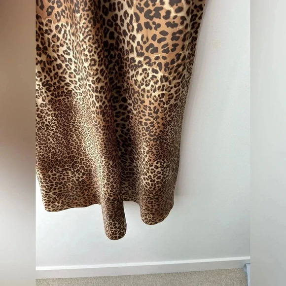 Mark and Spencer animal print slip robe - Picture 3 of 6